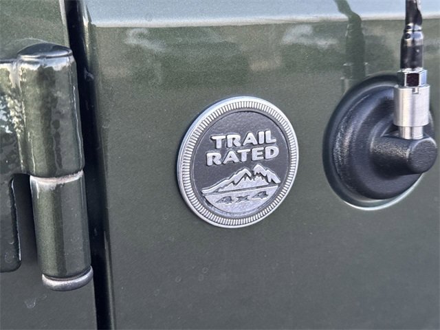 Used 2007 Jeep Wrangler Sahara w/ Dual Top Group image 18