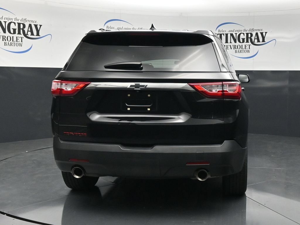 Used 2021 Chevrolet Traverse LS w/ LPO, Blackout Package FWD image 8