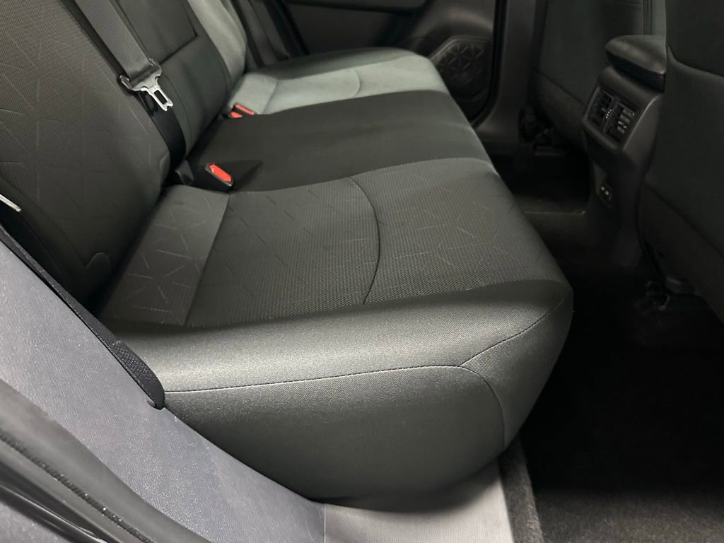 Used 2025 Toyota RAV4 XLE image 51