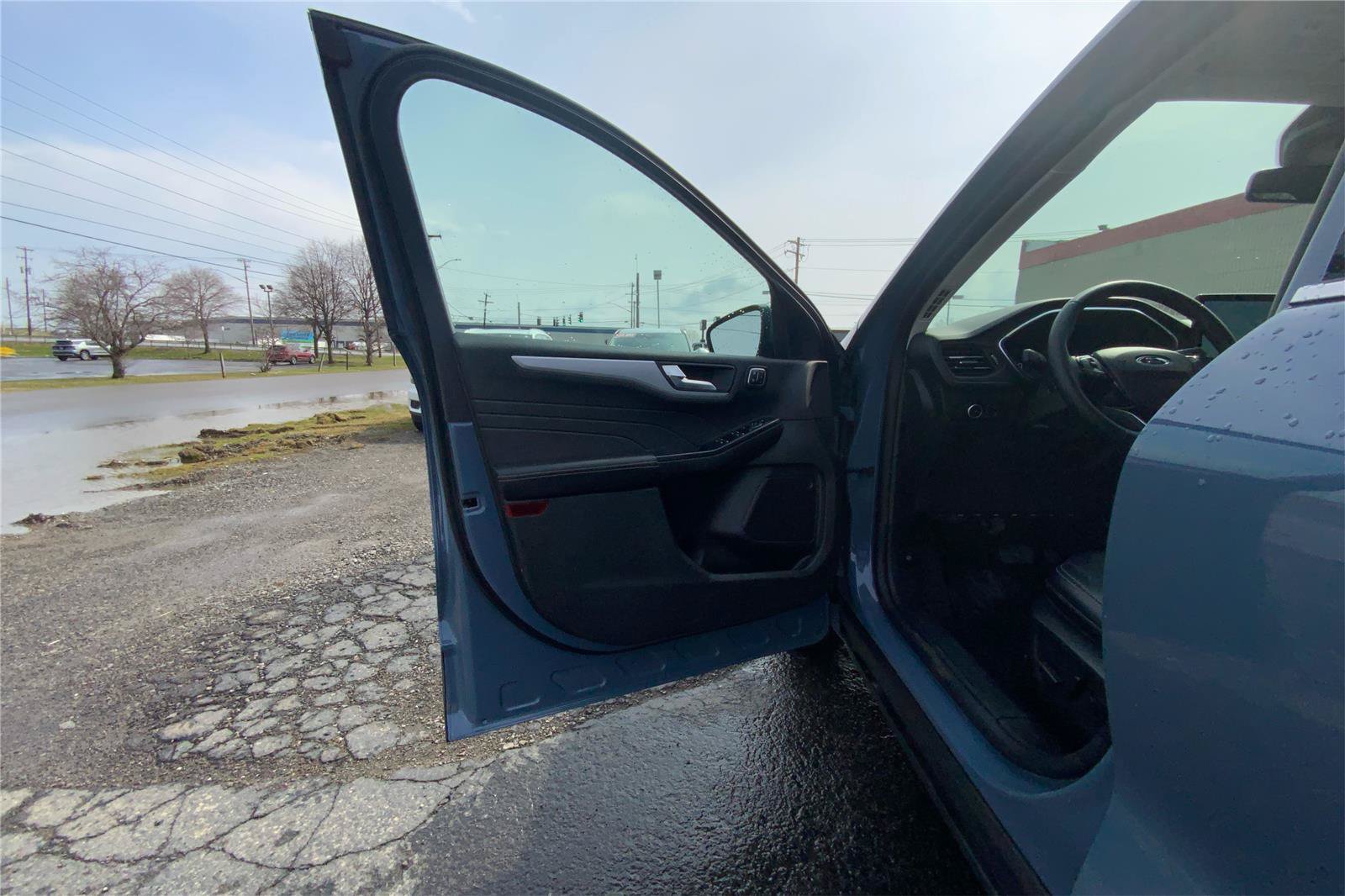 Used 2025 Ford Escape Platinum AWD/4WD image 20
