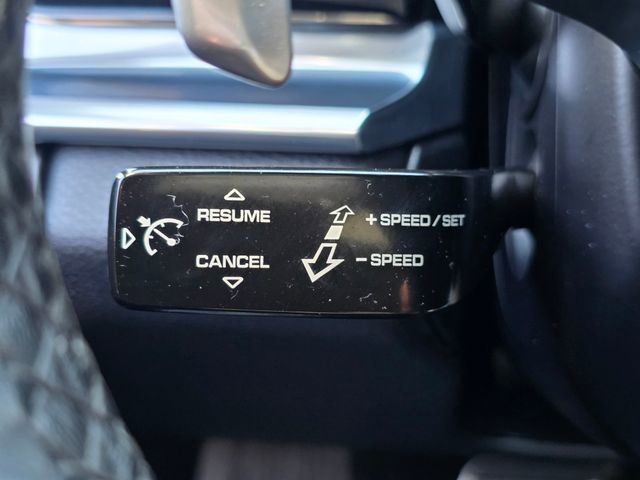 Used 2019 Porsche Panamera 4 image 35