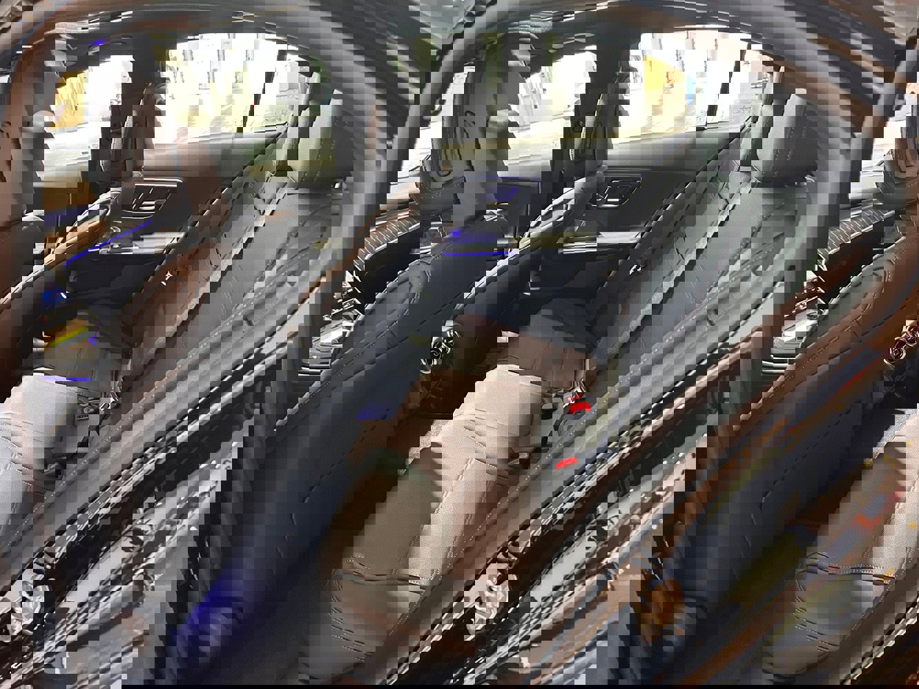 New 2025 Mercedes-Benz C 300 4MATIC Sedan image 8