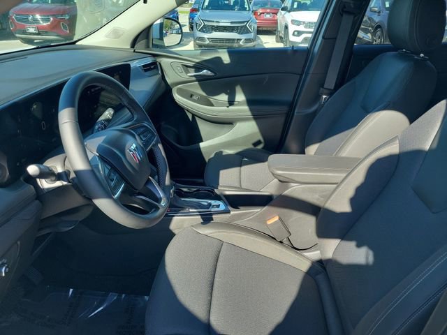 Used 2025 Buick Encore GX Preferred image 18