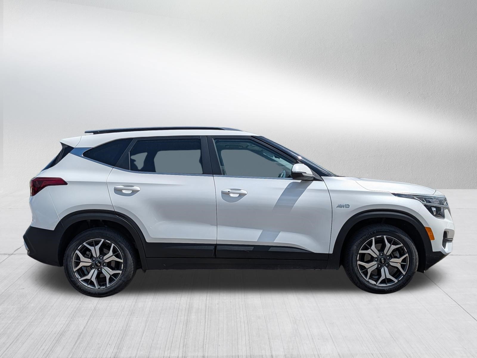 Used 2021 Kia Seltos EX AWD/4WD image 8