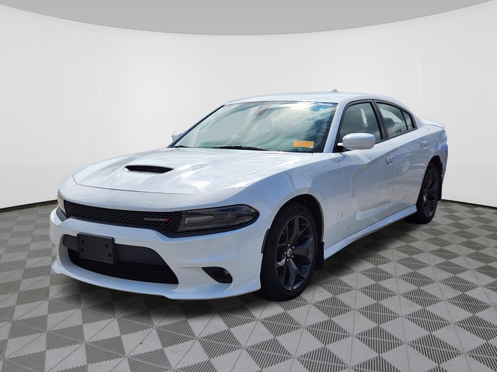 Used 2019 Dodge Charger GT RWD image 2