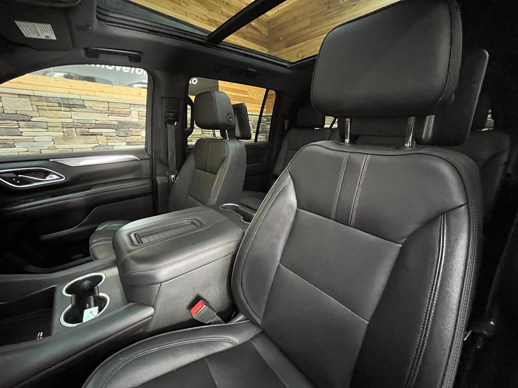 Used 2021 Chevrolet Suburban RST w/ Luxury Package AWD/4WD image 36