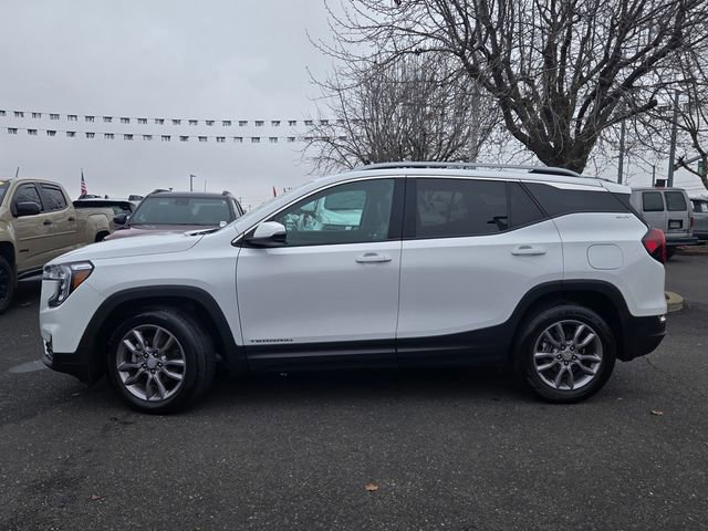 Used 2023 GMC Terrain SLT image 7
