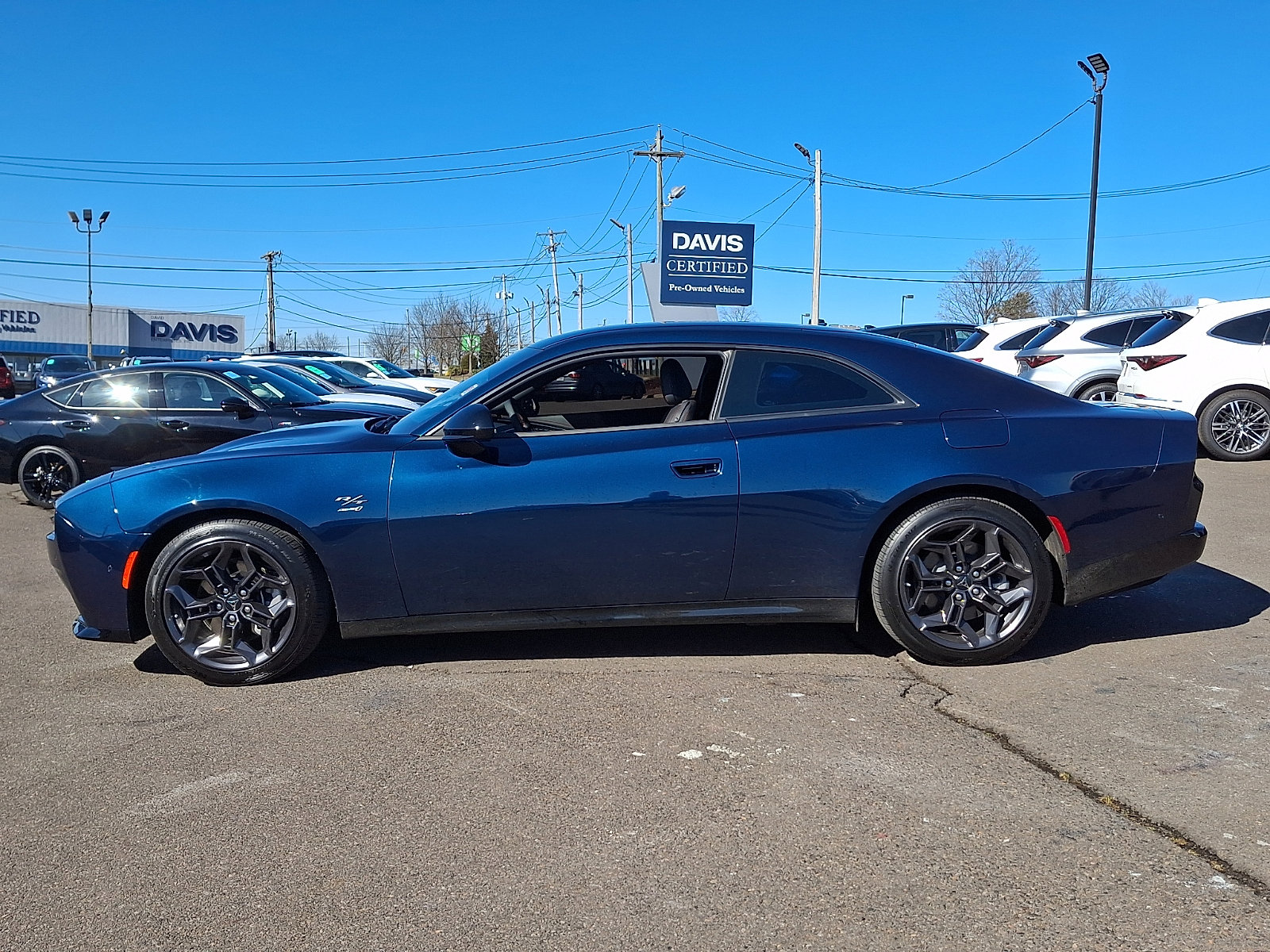 Used 2025 Dodge Charger R/T w/ Quick Order Package 25M R/T image 7