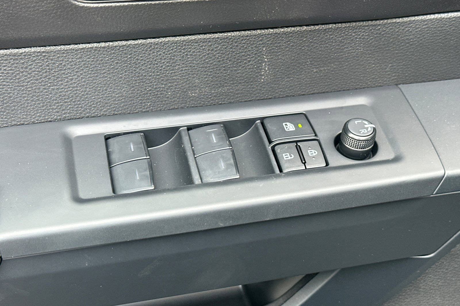 New 2026 Toyota Tundra SR RWD image 12