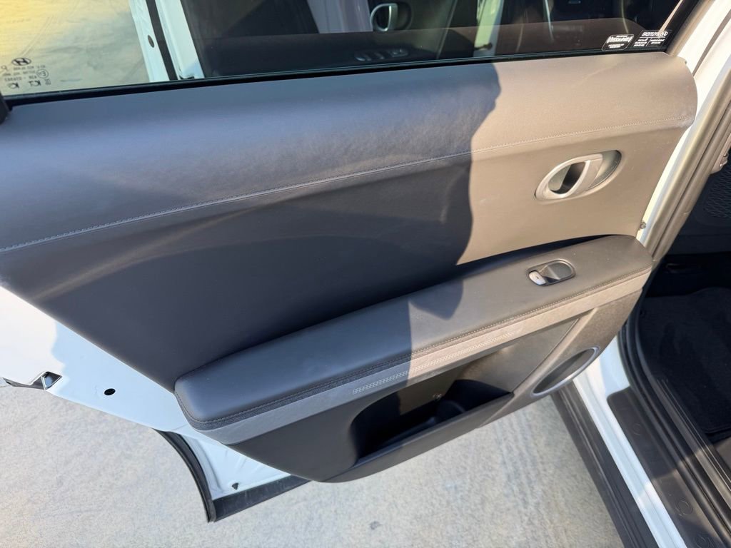 Used 2023 Hyundai Ioniq 5 SEL w/ Cargo Package image 16