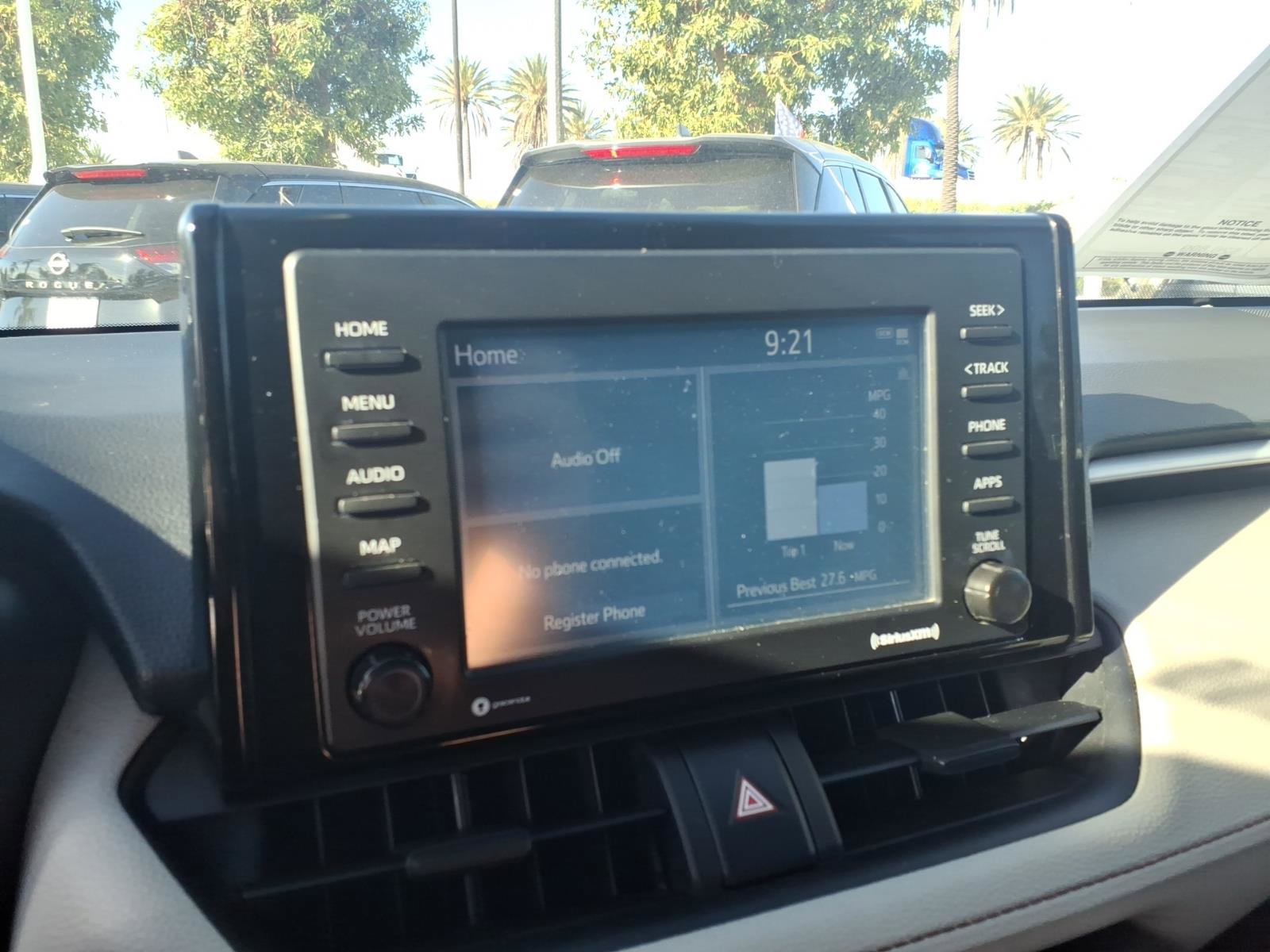 Used 2022 Toyota RAV4 XLE w/ Convenience Package image 13