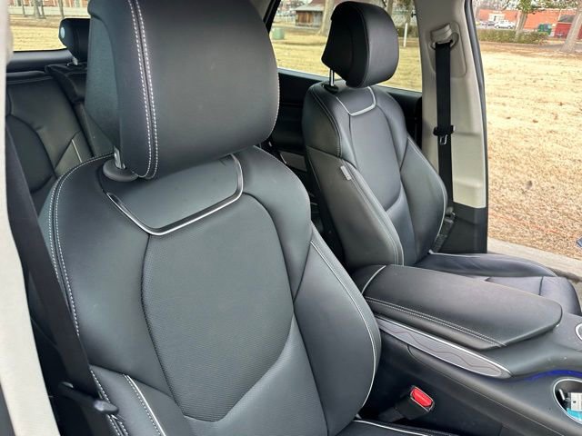 Used 2024 Genesis GV70 2.5T Advanced w/ Advanced Package image 24