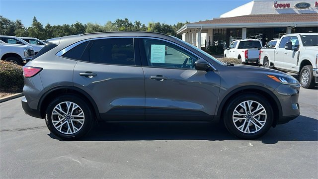 Used 2022 Ford Escape SEL w/ Technology Package image 3