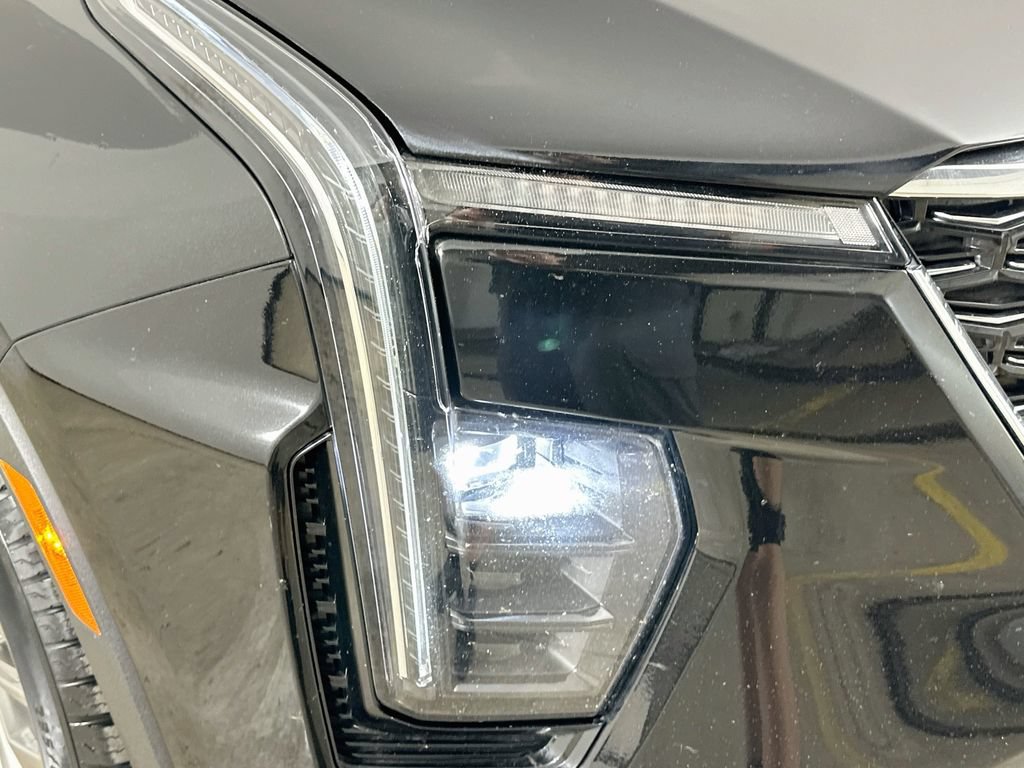Used 2024 Cadillac XT4 Premium Luxury FWD image 35