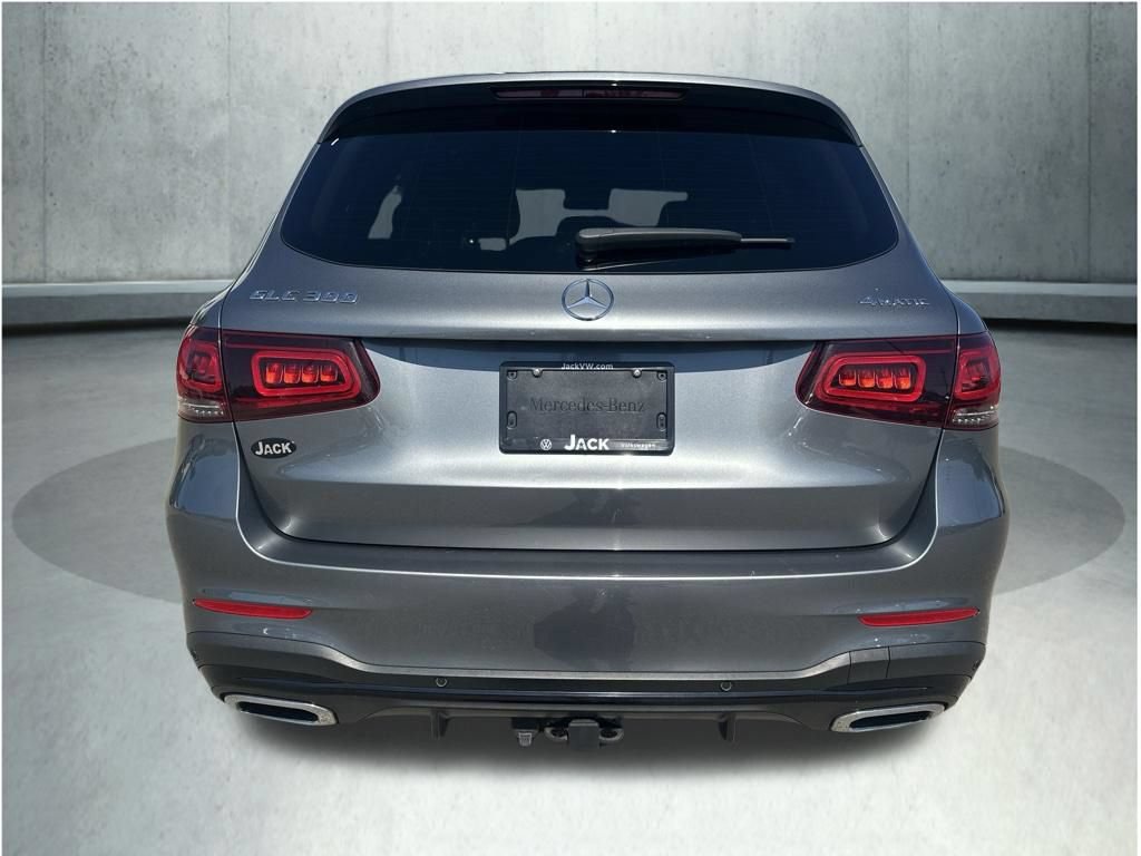 Used 2021 Mercedes-Benz GLC 300 4MATIC image 4