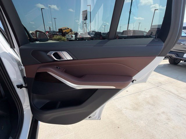 Certified 2024 BMW X5 xDrive40i w/ Parking Assistance Package AWD/4WD image 36