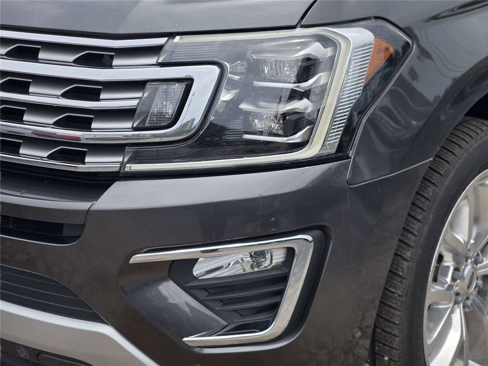 Used 2018 Ford Expedition Limited w/ Equipment Group 302A RWD image 11
