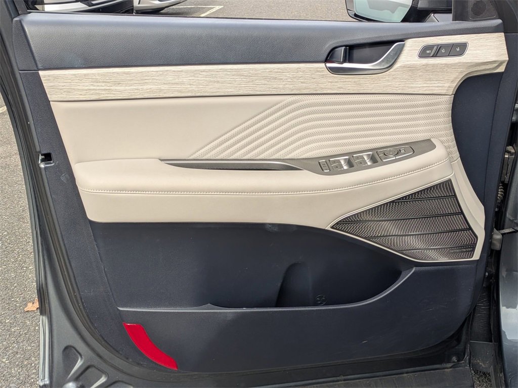 Used 2023 Hyundai Palisade Calligraphy image 8
