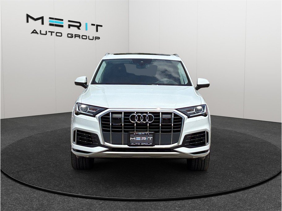 Used 2020 Audi Q7 3.0T Premium Plus w/ Premium Plus Package AWD/4WD image 3