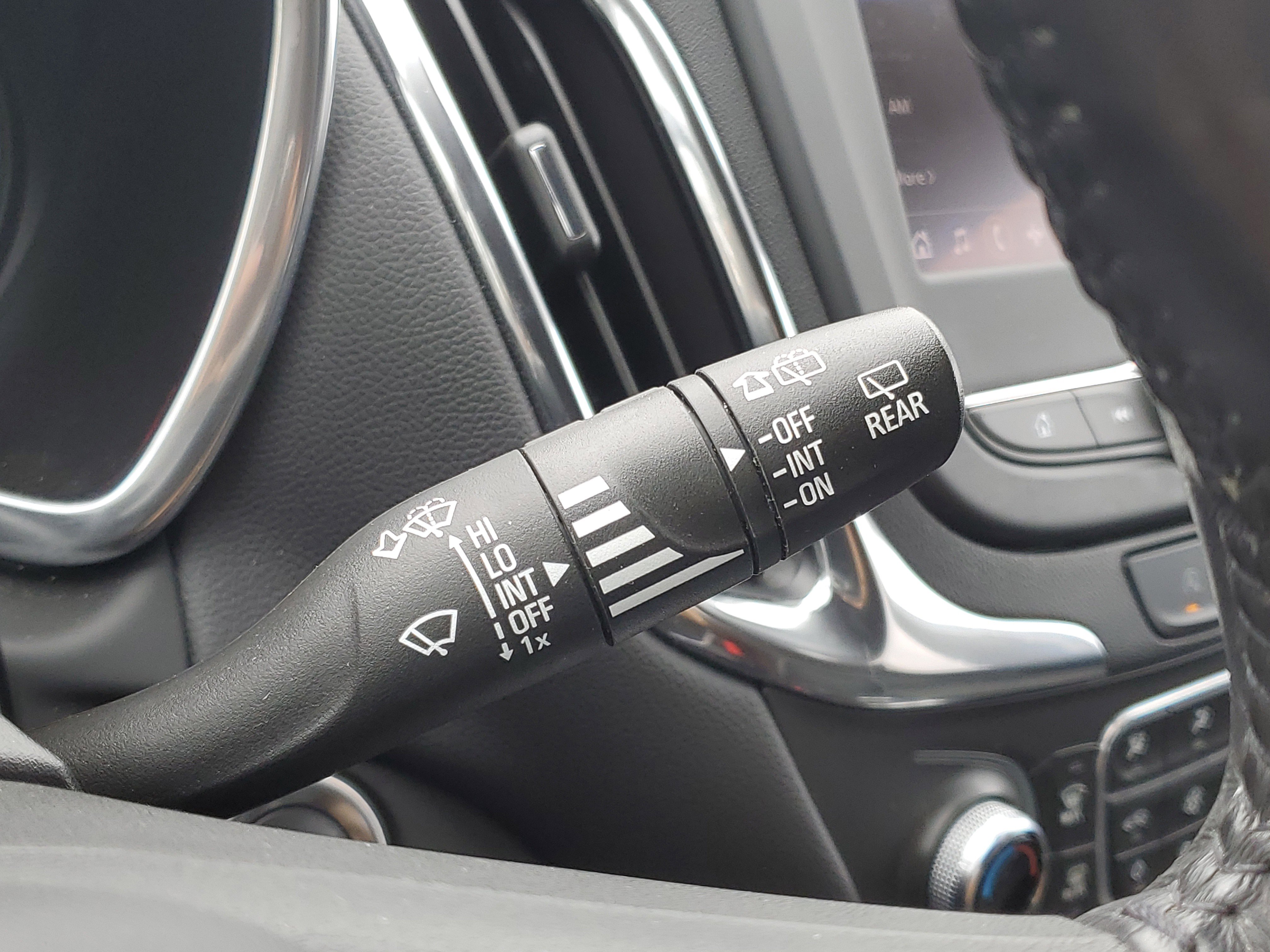 Used 2022 Chevrolet Equinox LT FWD image 14
