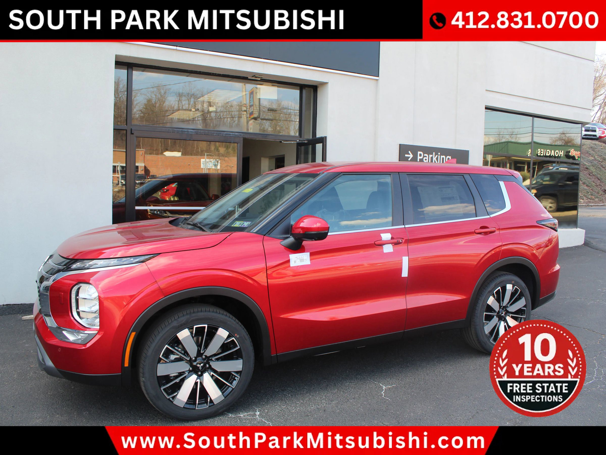 New 2025 Mitsubishi Outlander SE image 2