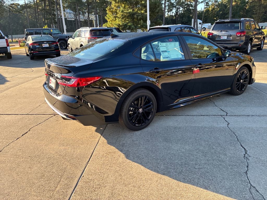 New 2026 Toyota Camry SE image 7