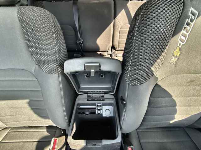 Used 2018 Nissan Frontier PRO-4X AWD/4WD image 21
