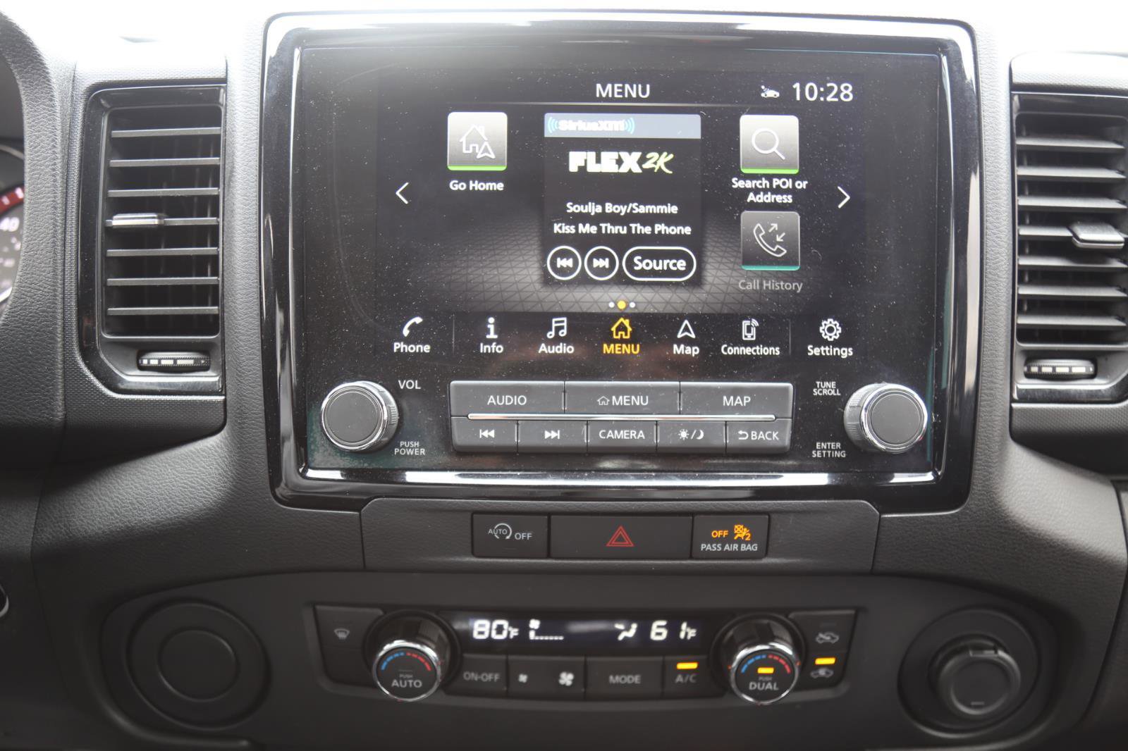 Used 2024 Nissan Frontier Pro-X w/ Technology Package image 11