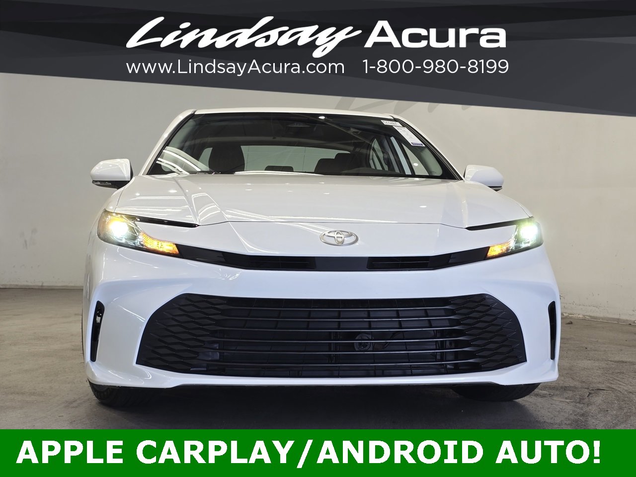 Used 2025 Toyota Camry LE image 2