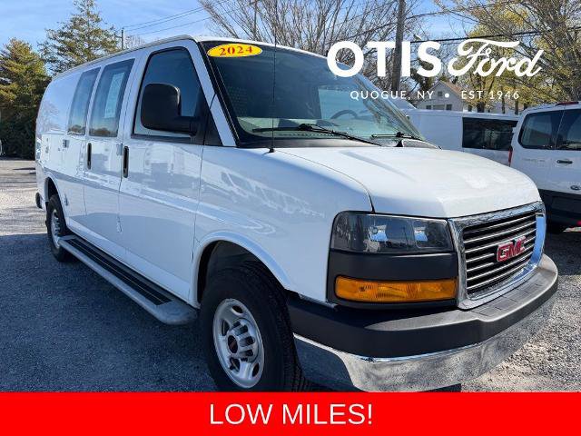 Used 2024 GMC Savana 2500 w/ Driver Convenience Package RWD image 1