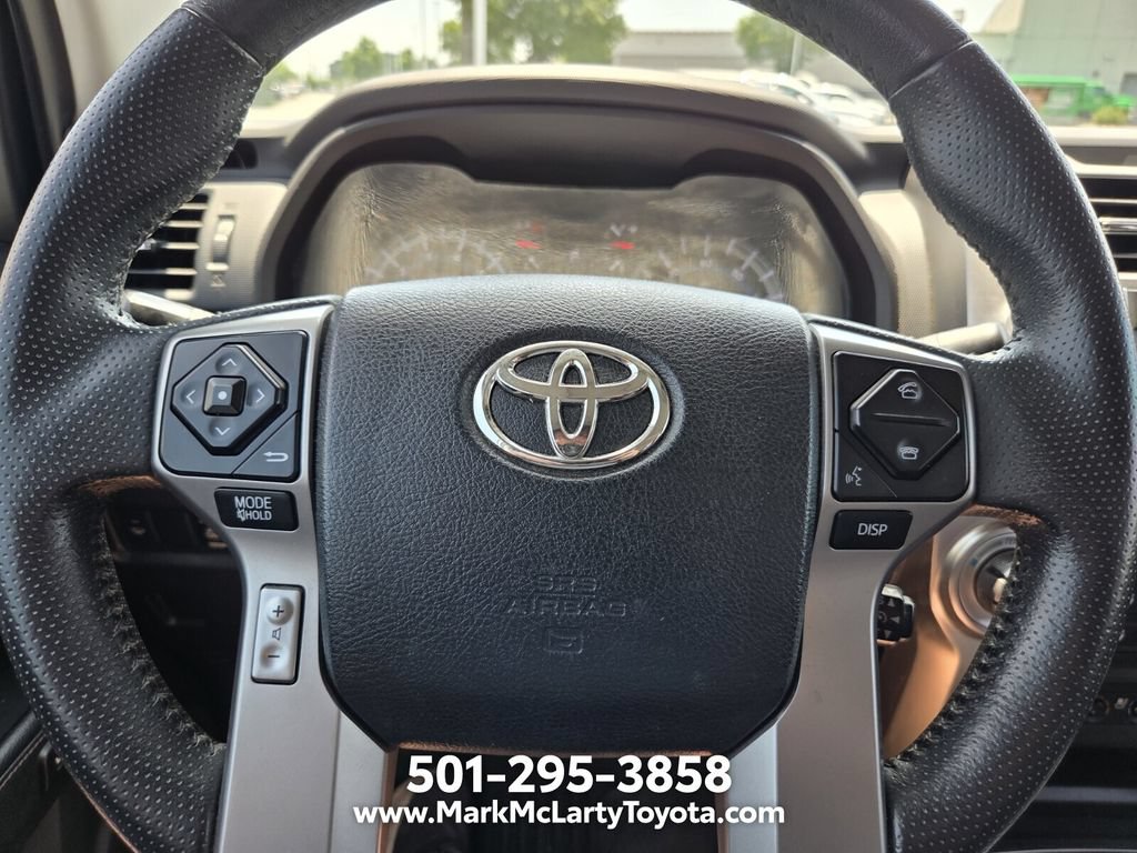 Used 2016 Toyota 4Runner Limited AWD/4WD image 25