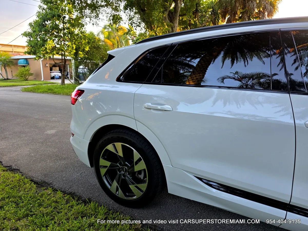 Used 2021 Audi e-tron Premium w/ Convenience Plus Package image 80