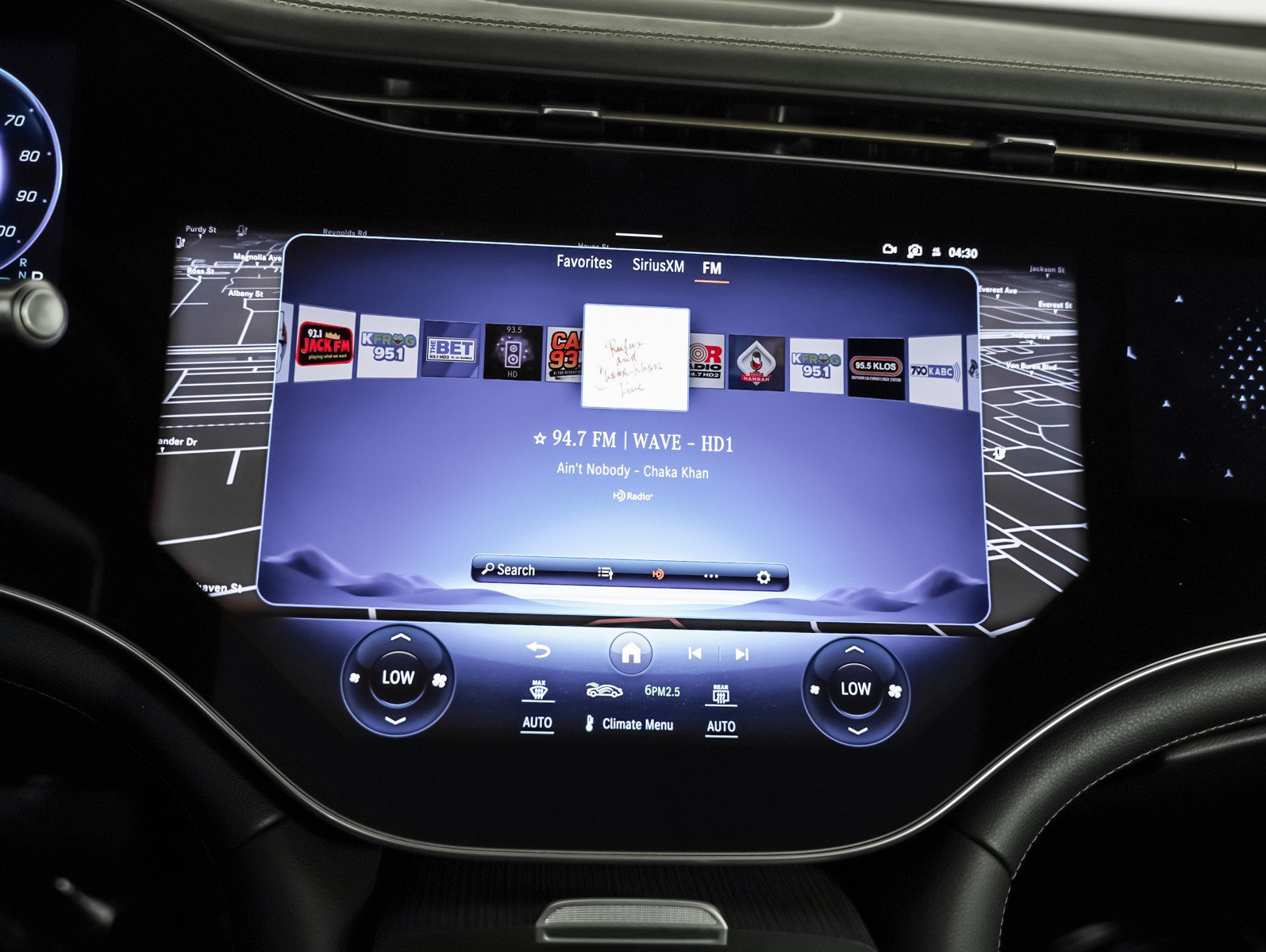 Certified 2023 Mercedes-Benz EQS 580 4MATIC SUV w/ Pinnacle Trim Package image 21