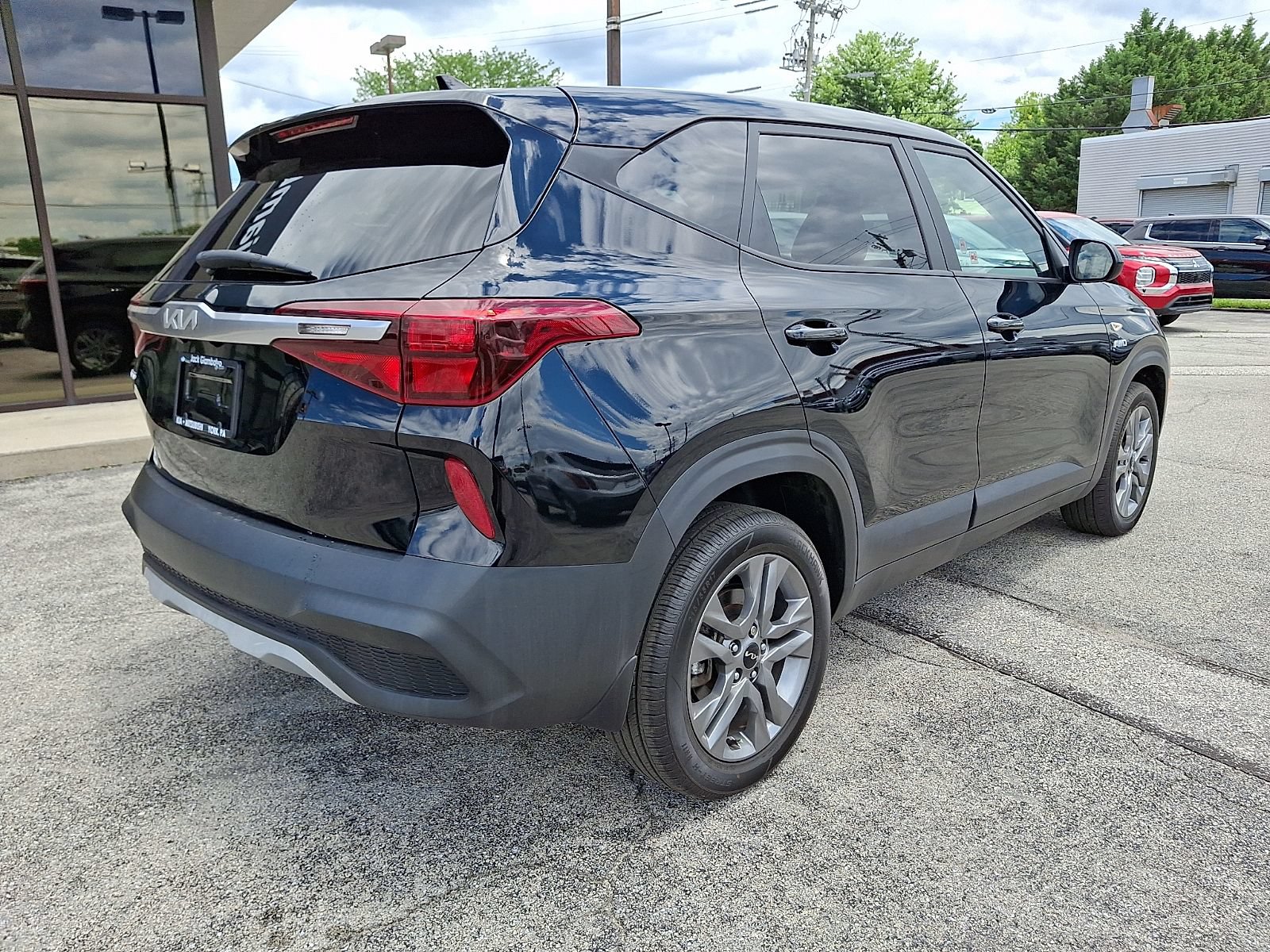 Used 2022 Kia Seltos LX AWD/4WD image 7