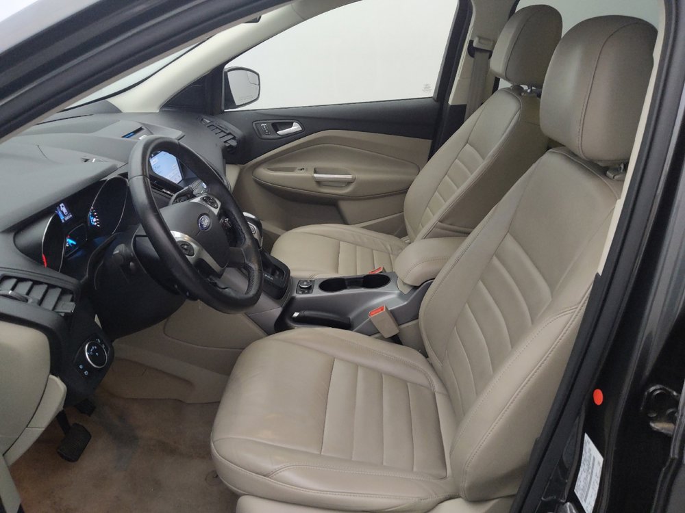 Used 2016 Ford Escape SE w/ SE Leather Comfort Package FWD image 17