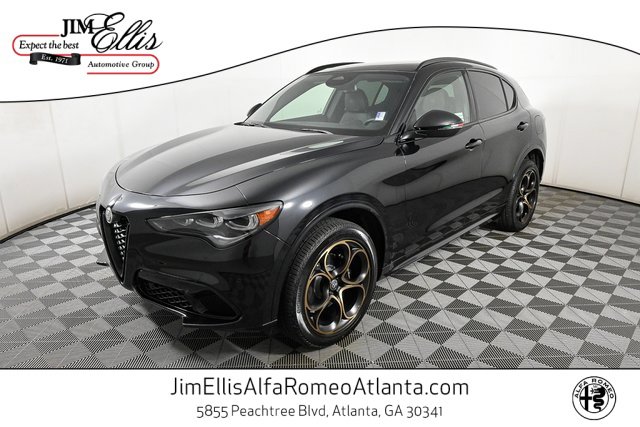New 2025 Alfa Romeo Stelvio Sprint video 1