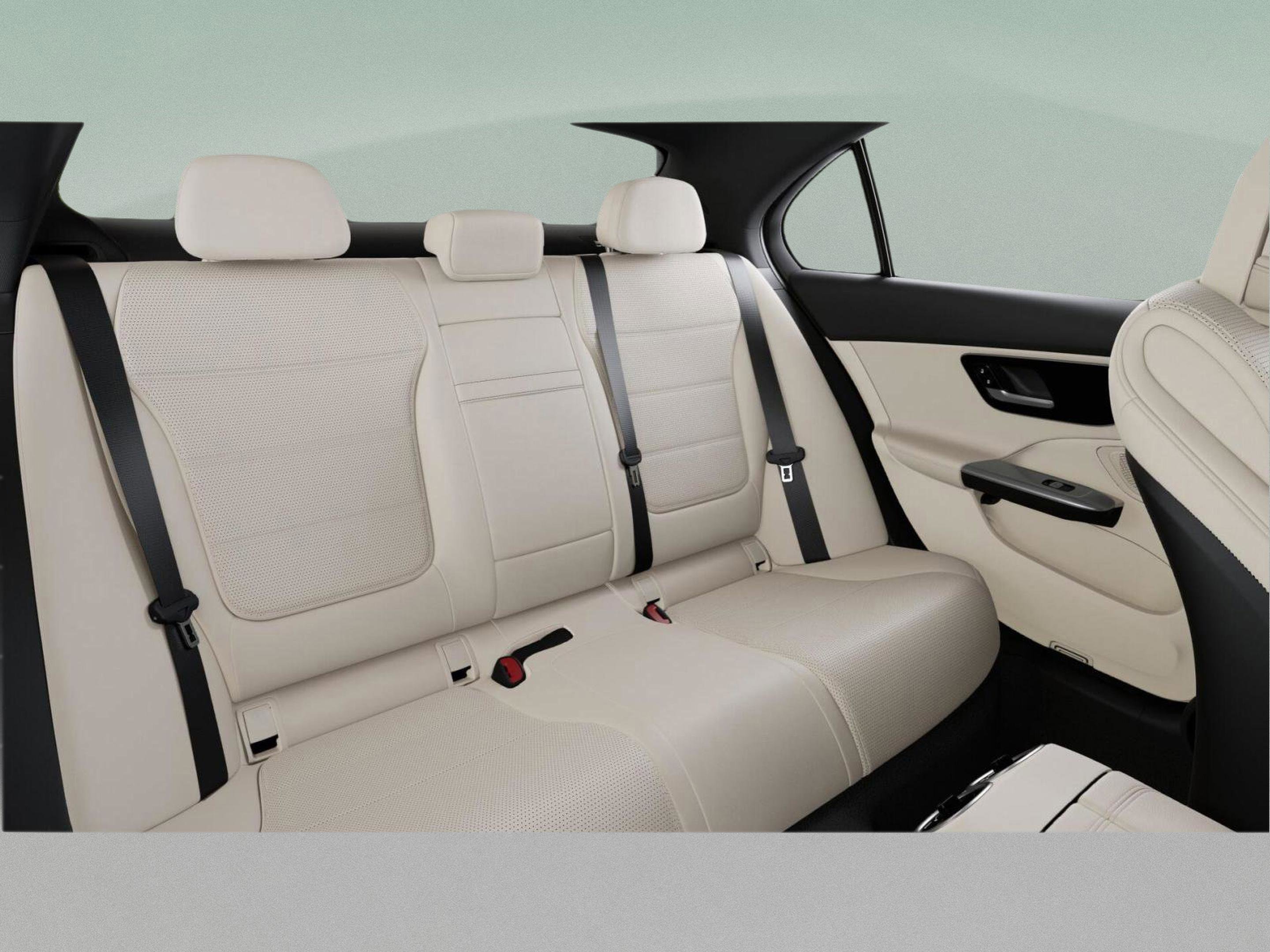 Certified 2025 Mercedes-Benz C 300 4MATIC Sedan image 42