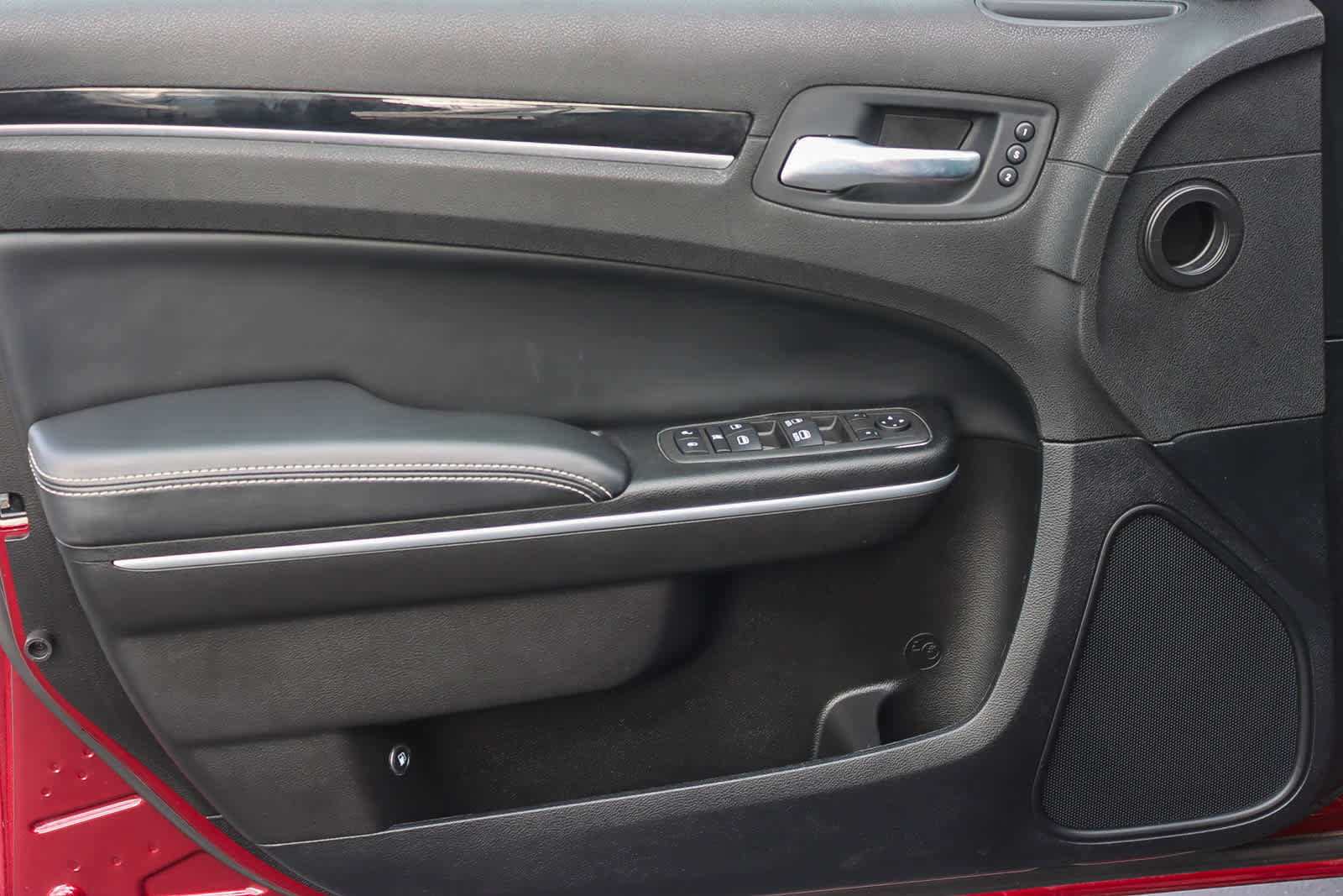 Used 2022 Chrysler 300 S w/ Comfort Group image 19