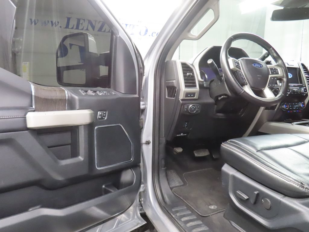Used 2021 Ford F250 Lariat w/ Lariat Value Package AWD/4WD image 37