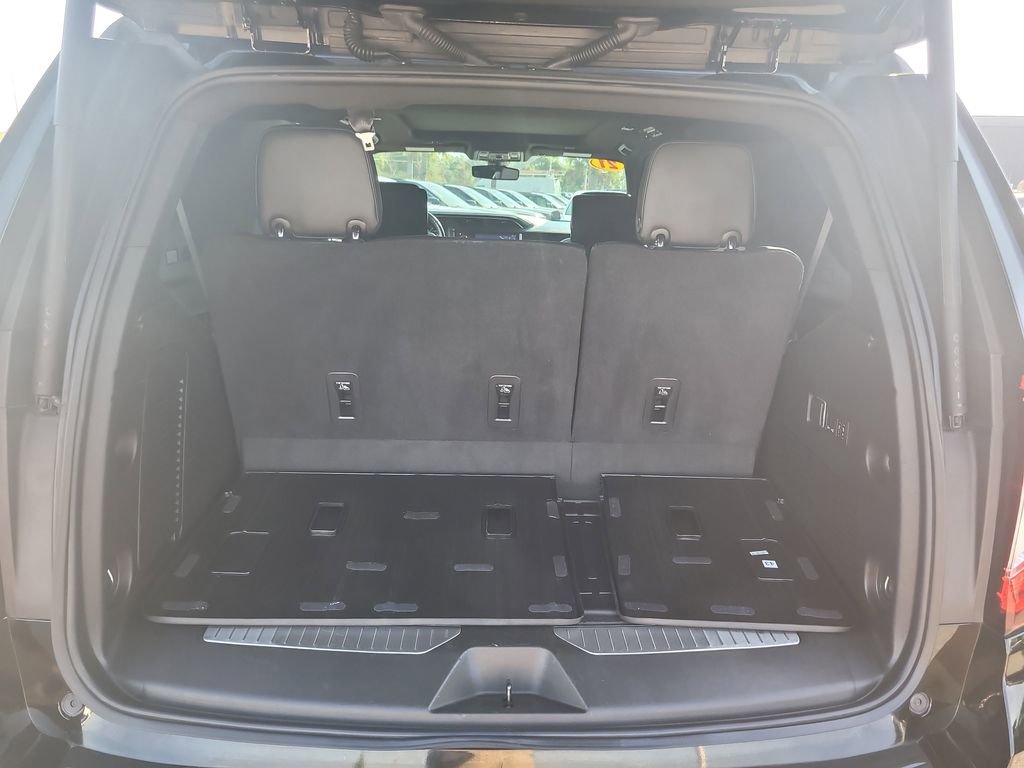 Used 2021 GMC Yukon Denali AWD/4WD image 8