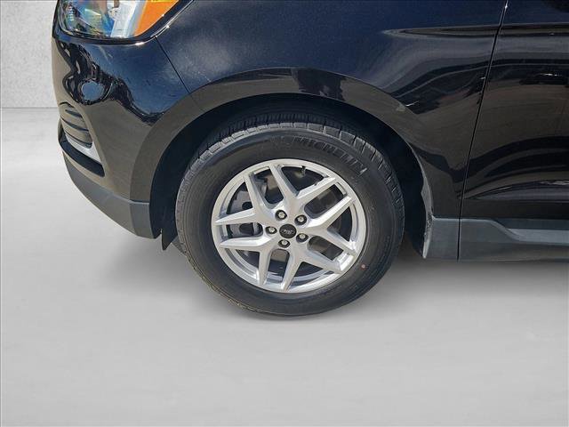 Used 2024 Ford Edge SEL image 24