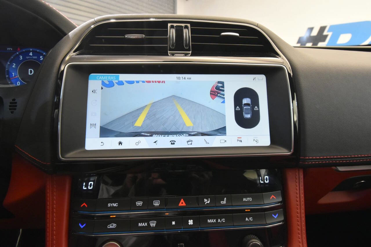 Used 2019 Jaguar F-PACE SVR AWD/4WD image 25