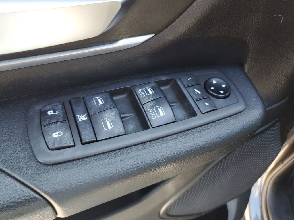 Used 2021 RAM 1500 Big Horn AWD/4WD image 9