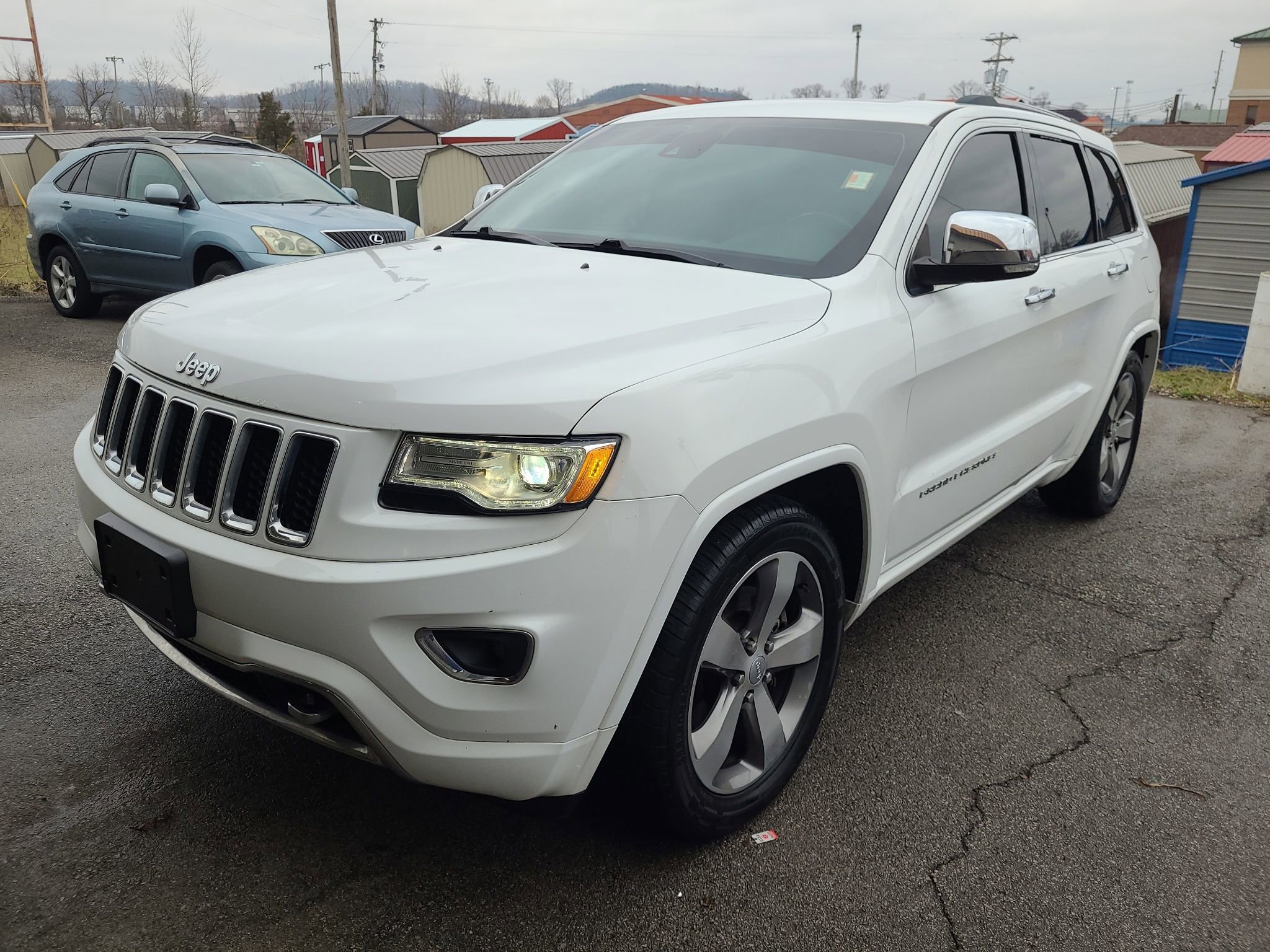 Used 2015 Jeep Grand Cherokee Overland w/ Advanced Technology Group image 7