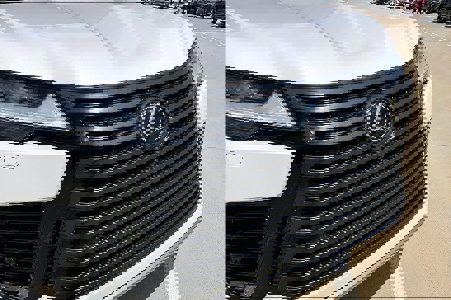 Used 2023 Lexus LX 600 4WD w/ Appearance Package image 27