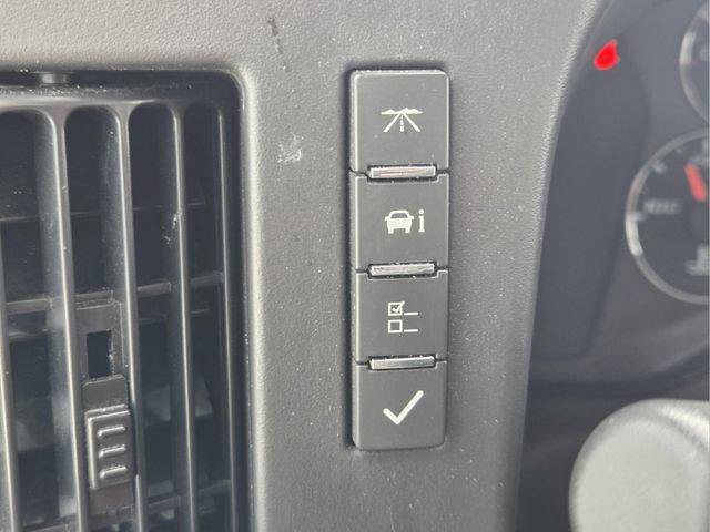 Certified 2025 Chevrolet Express 2500 w/ Driver Convenience Package RWD image 29