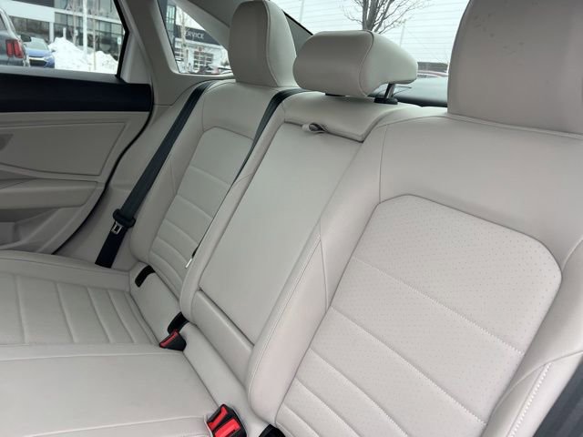 Used 2023 Volkswagen Jetta SE image 33