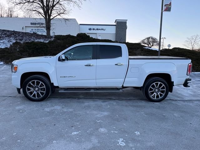 Used 2021 GMC Canyon Denali image 2