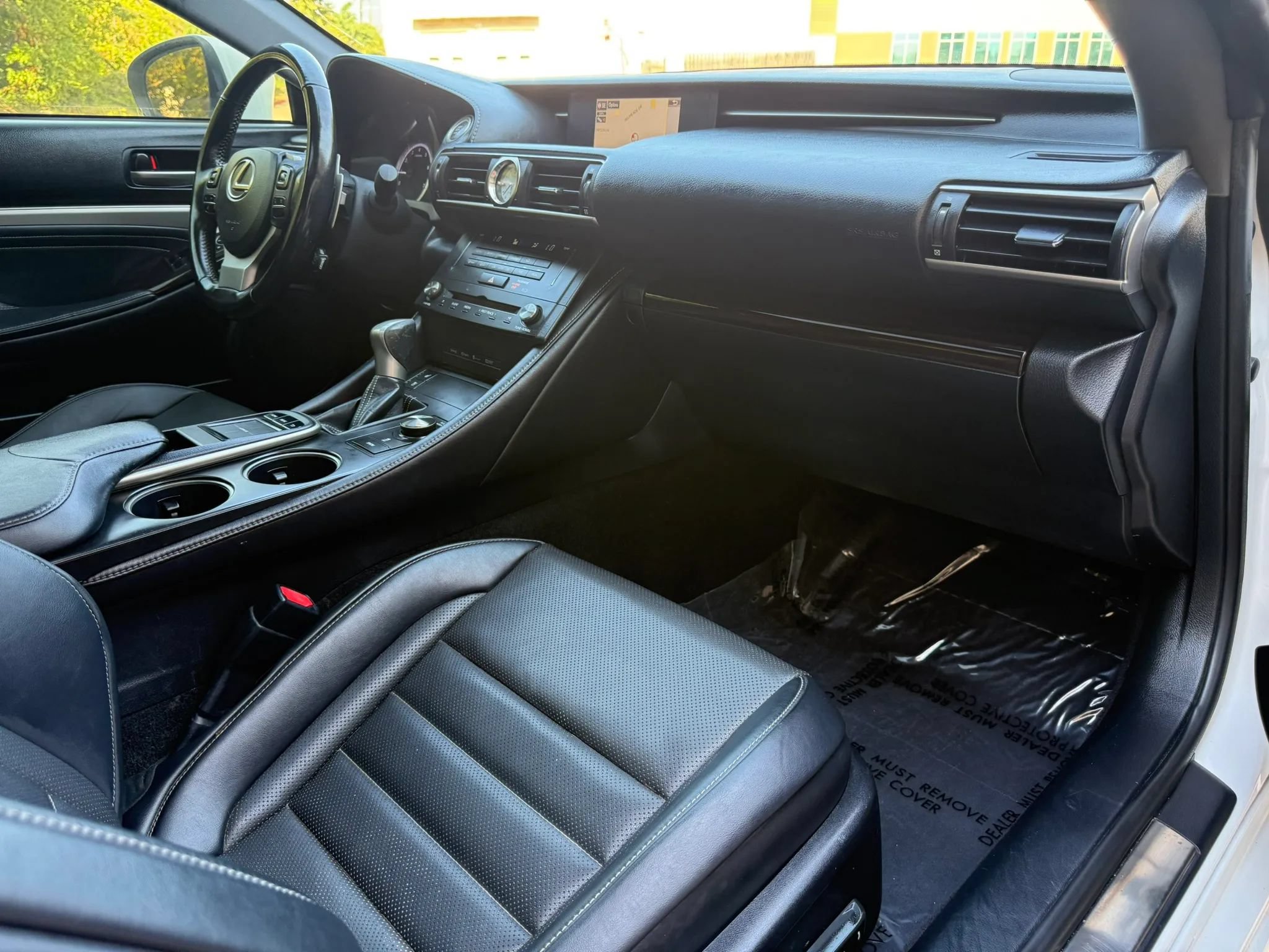 Used 2016 Lexus RC 200t RWD image 14