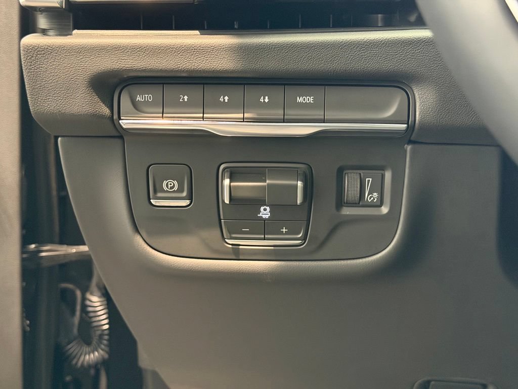 Used 2026 Cadillac Escalade Sport AWD/4WD image 23
